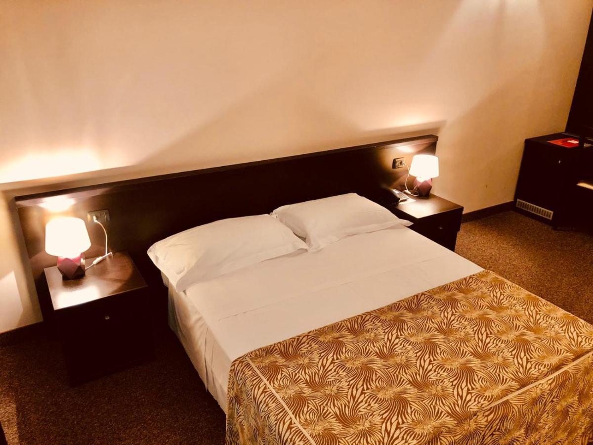 Hotel Malpensa Inn Aereoporto Tornavento  외부 사진