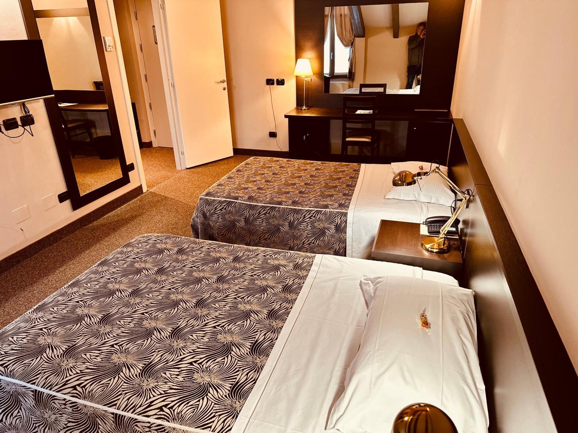Hotel Malpensa Inn Aereoporto Tornavento  외부 사진